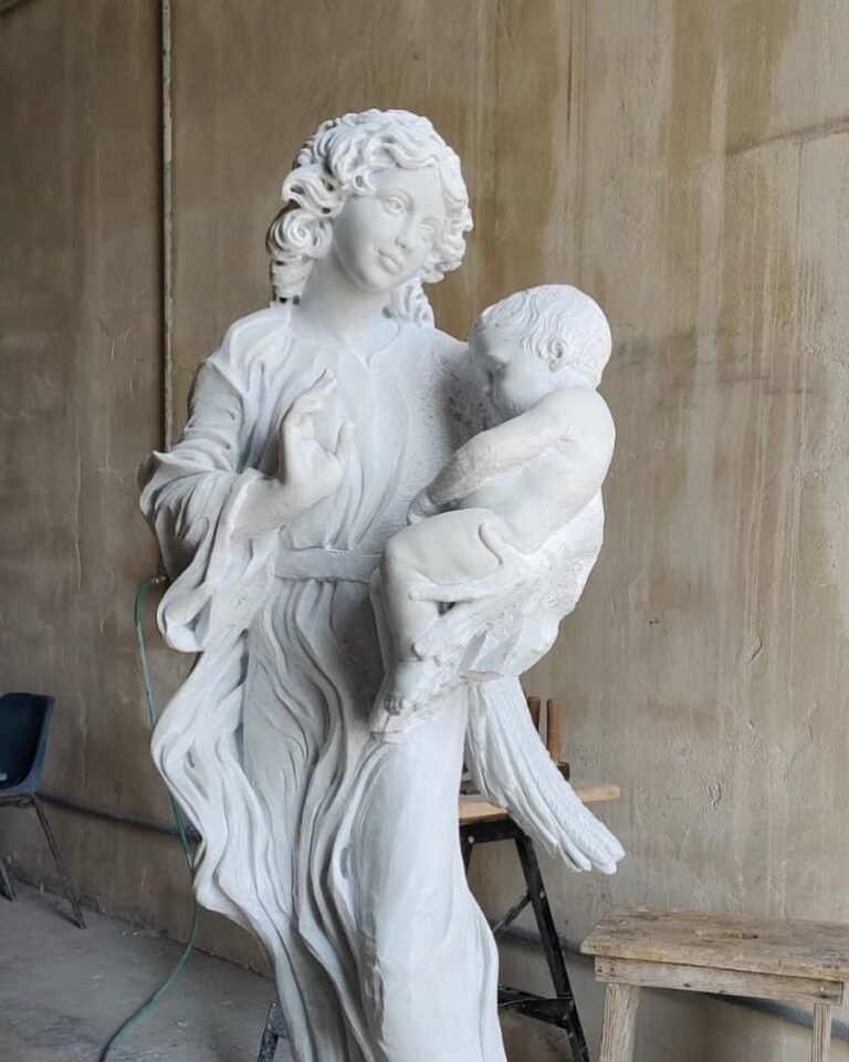 photo 5334791192489097484 y